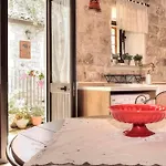 Del Vicolo Stretto بيت ضيافة 4*